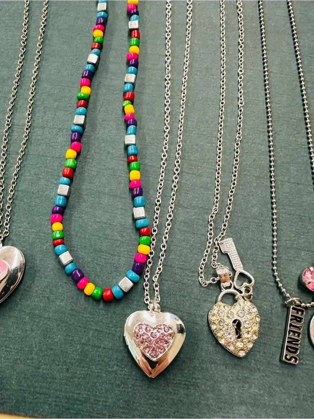 Kids Girls Necklace Bundle B10 7 Necklaces